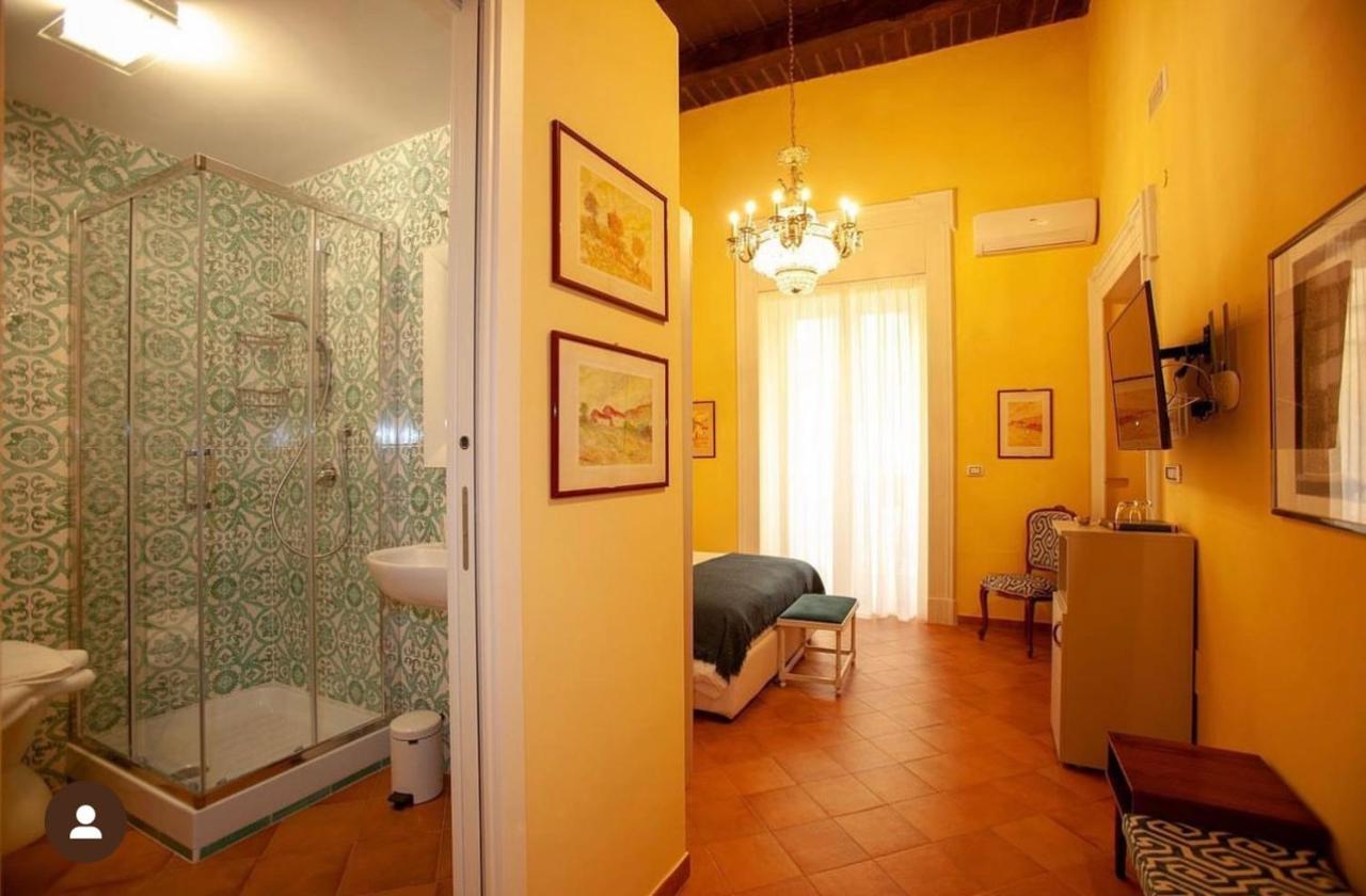 مبيت وإفطار ساليرنو Dimora Del Campo Charming House المظهر الخارجي الصورة