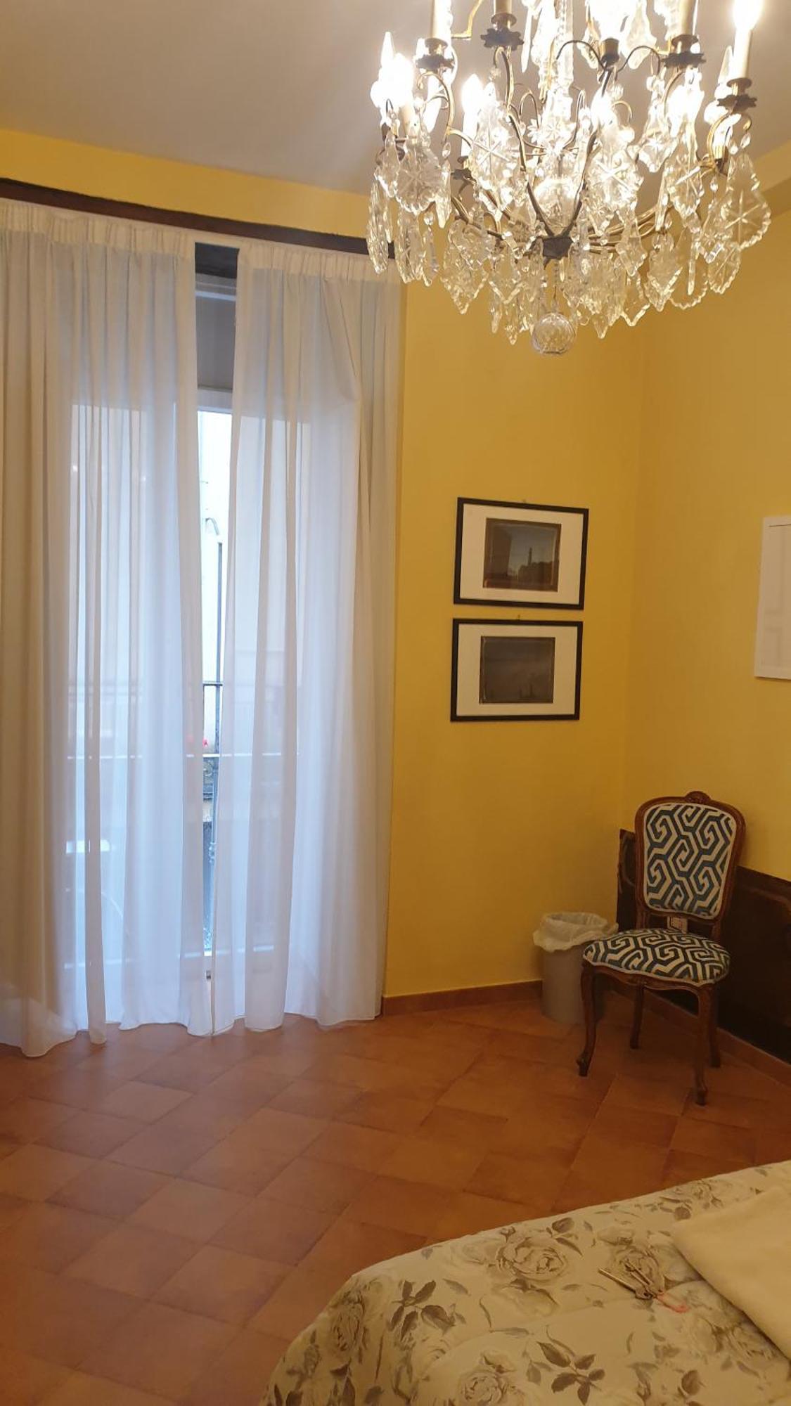 مبيت وإفطار ساليرنو Dimora Del Campo Charming House الغرفة الصورة