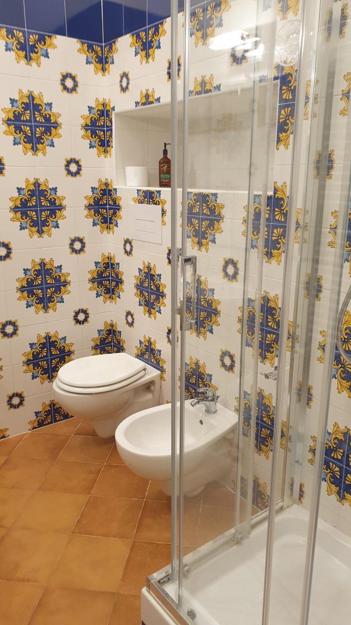 مبيت وإفطار ساليرنو Dimora Del Campo Charming House الغرفة الصورة